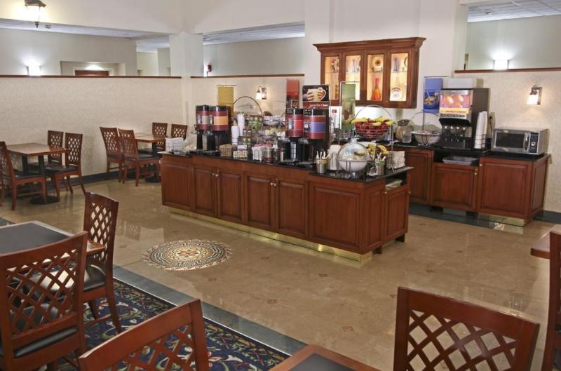 Hampton Inn & Suites Staten Island Νέα Υόρκη Εξωτερικό φωτογραφία